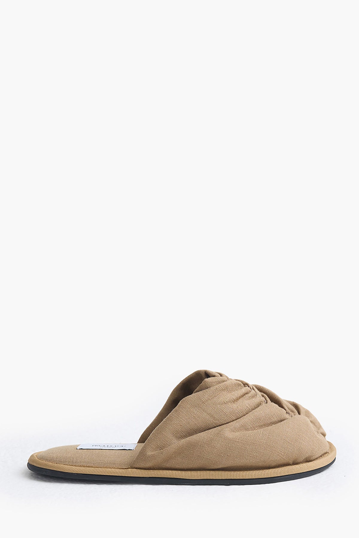 Linen Mule In Overland Trek