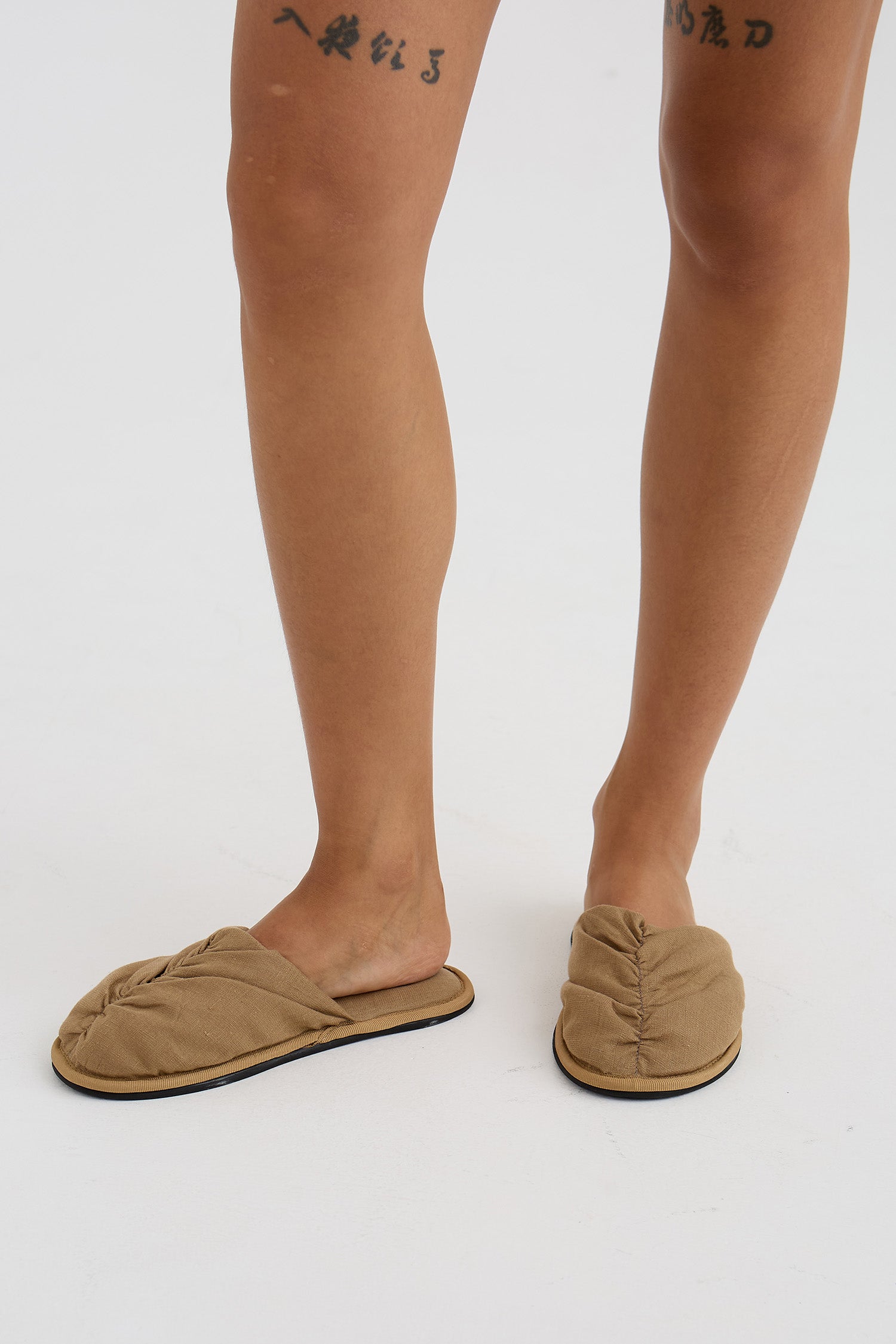 Linen Mule In Overland Trek