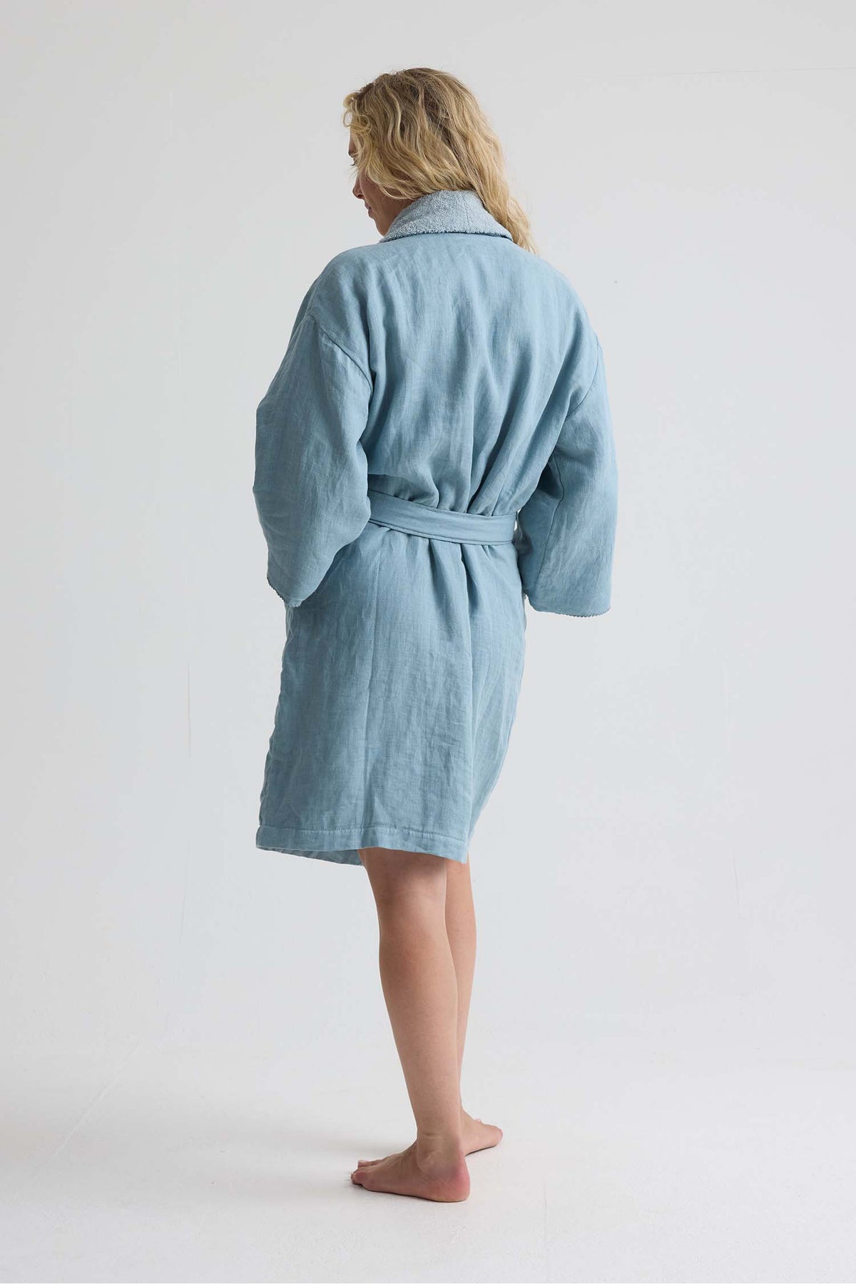 Short Terry Lined Linen Robe In Blue Haze