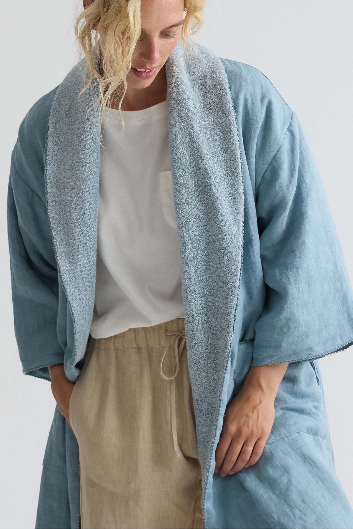 Short Terry Lined Linen Robe In Blue Haze