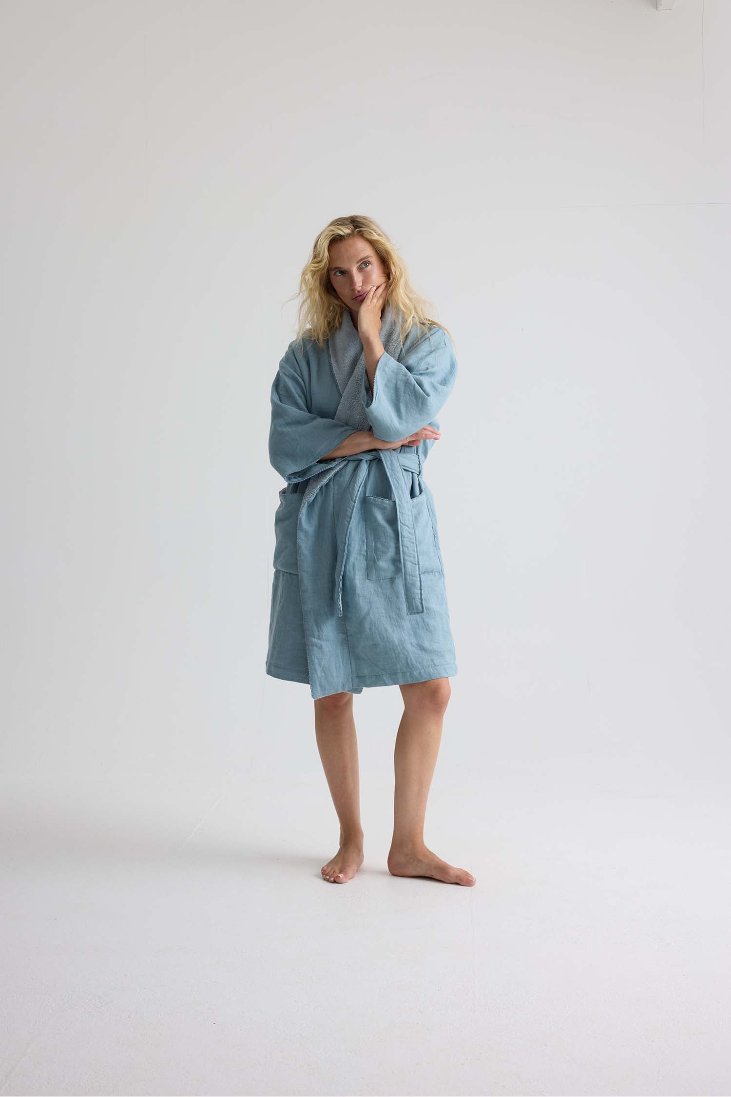 Short Terry Lined Linen Robe In Blue Haze