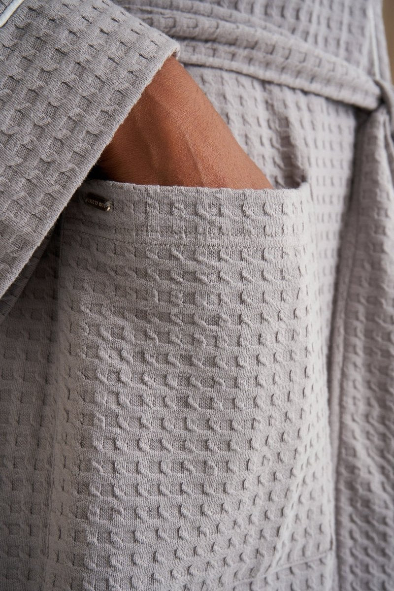 Luxury Suite Waffle Robe in GreyNightwear