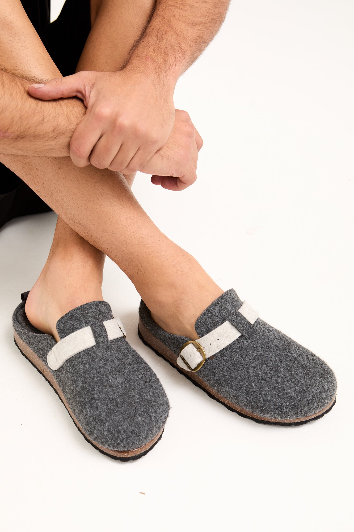 Mister You Jordan Mule Slippers in Charcoal