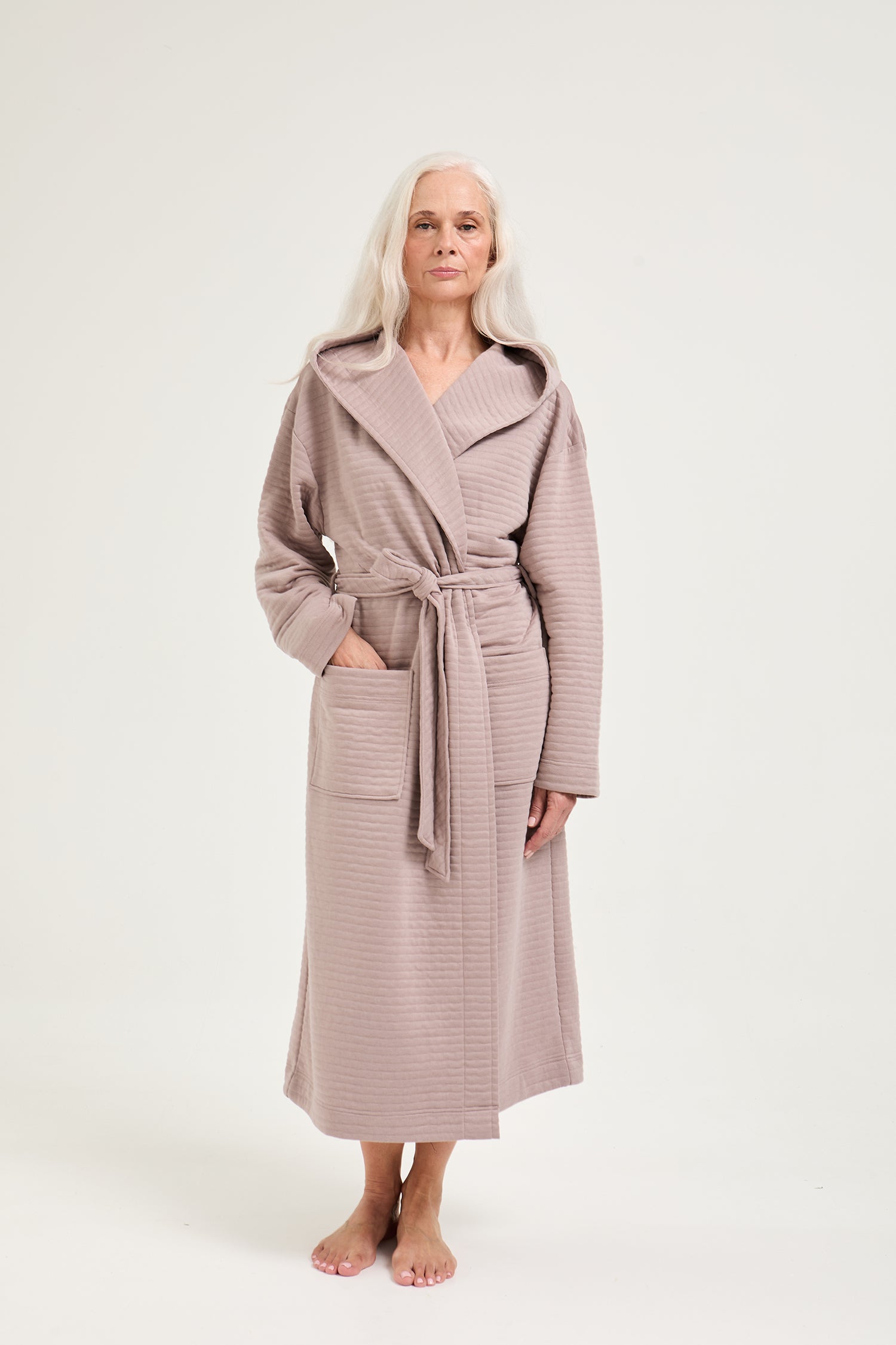 Quilted Jersey Hooded Robe in Mink