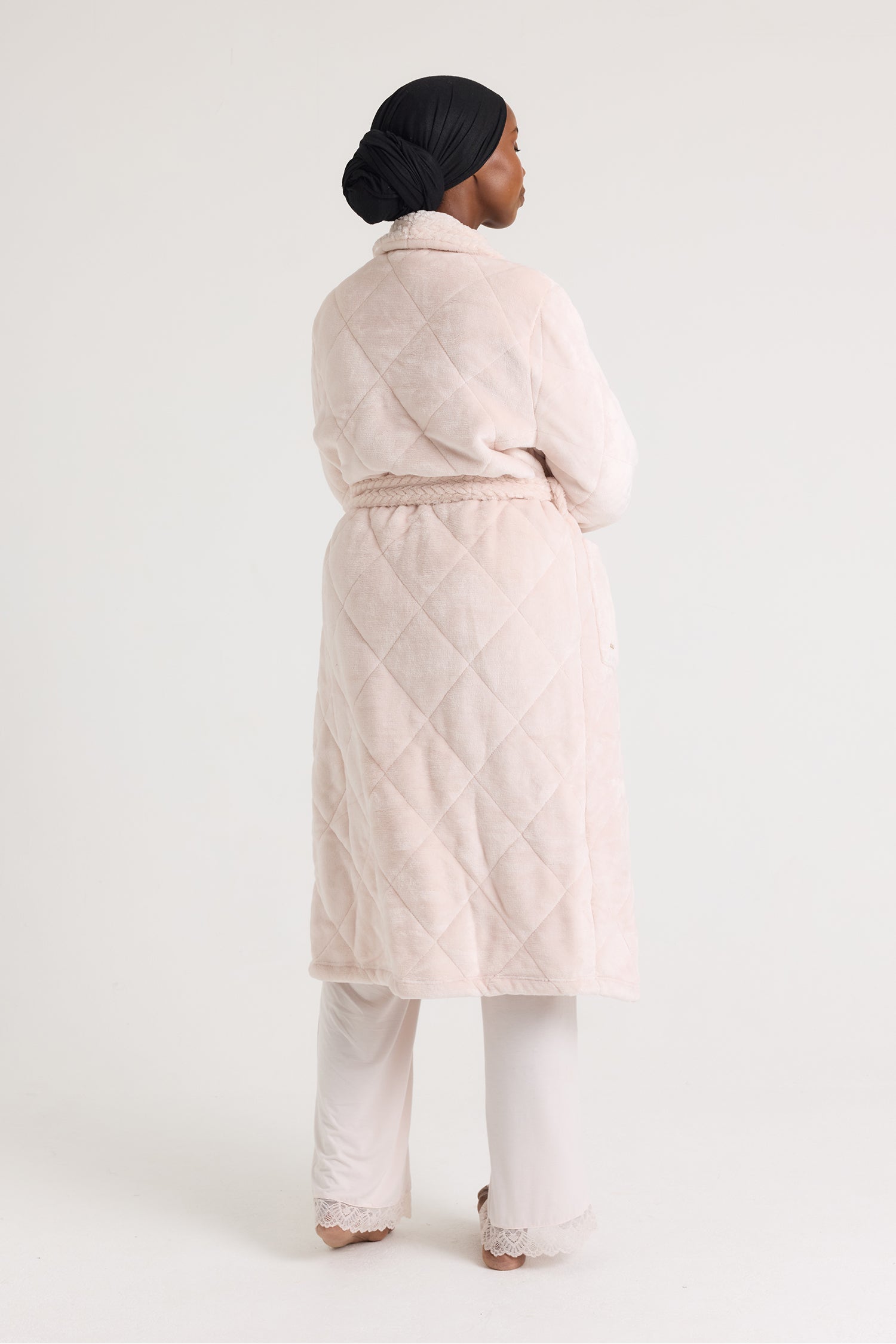 Women's Quilted Velour Dressing Gown In Powder Puff In Size M/L - Nightwear - Pretty You London Women's Quilted Velour Dressing Gown In Powder Puff In Size M/L - Nightwear - Pretty You London