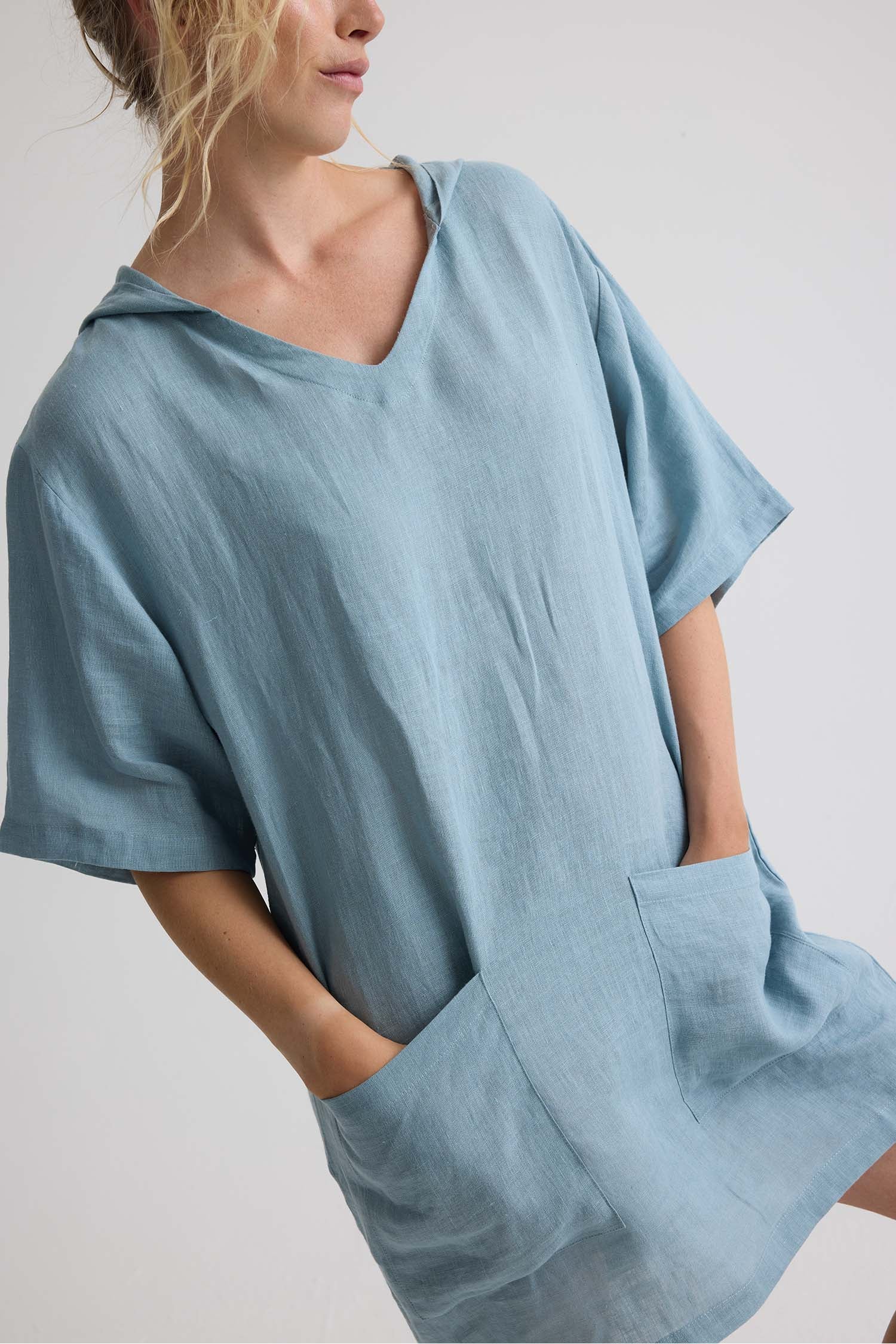 Relaxed Linen Hooded Tunic In Blue Haze