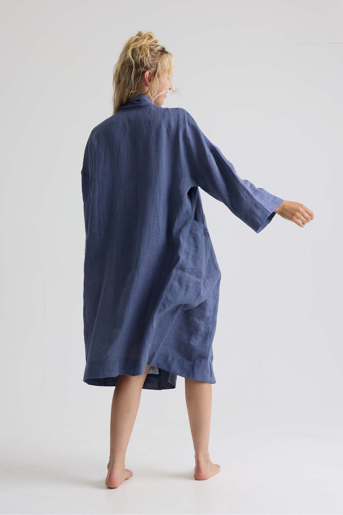 Long Relaxed Linen Robe in Folkestone Grey