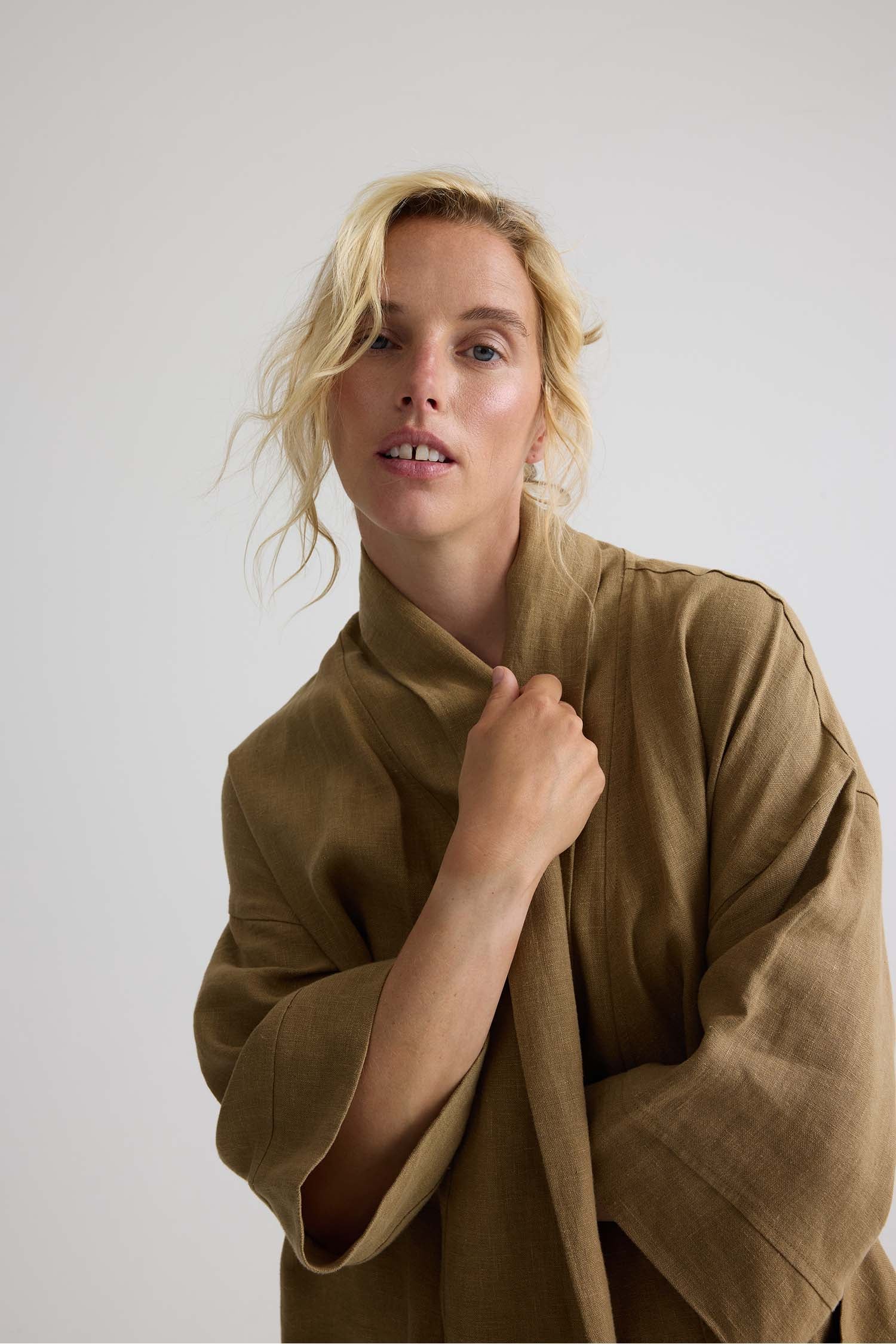 Long Relaxed Linen Jacket In Overland Trek
