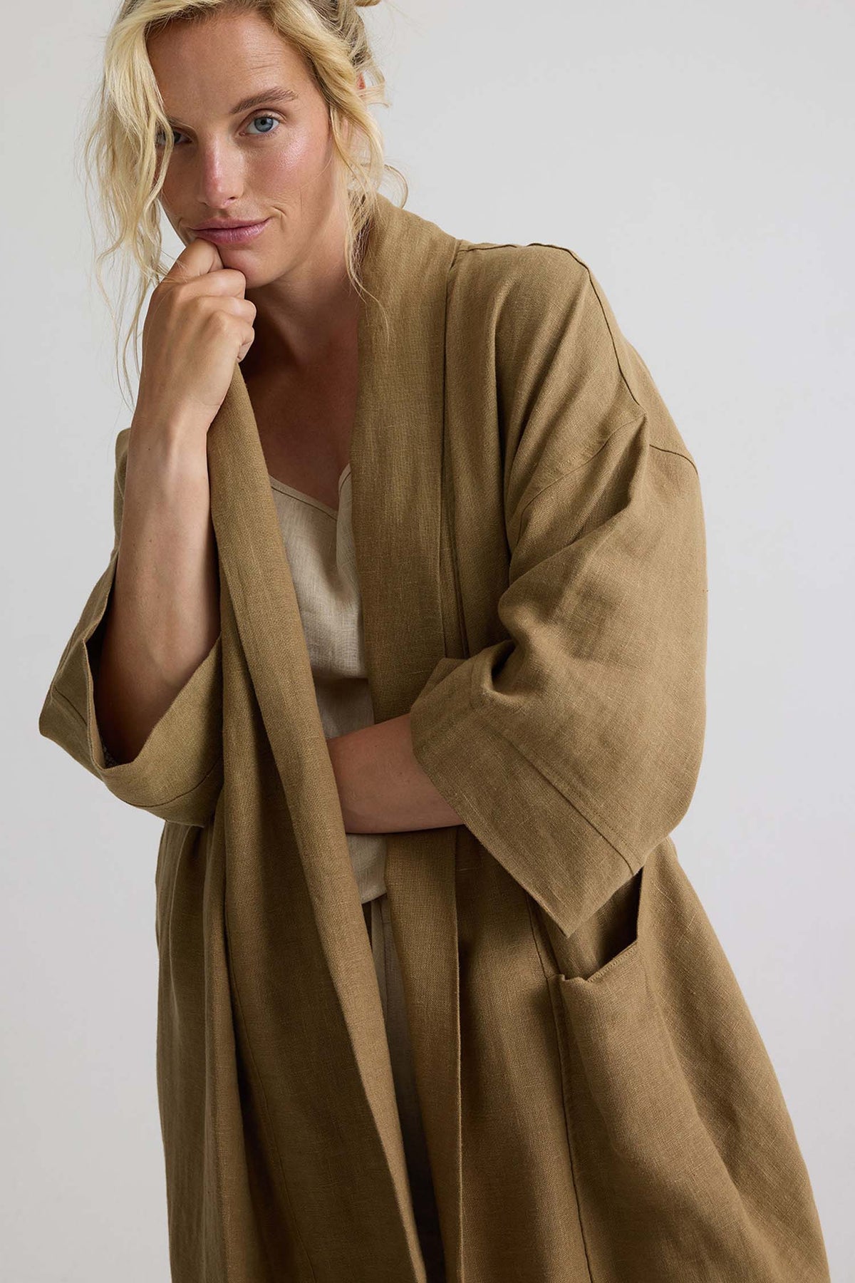 Long Relaxed Linen Robe In Overland Trek