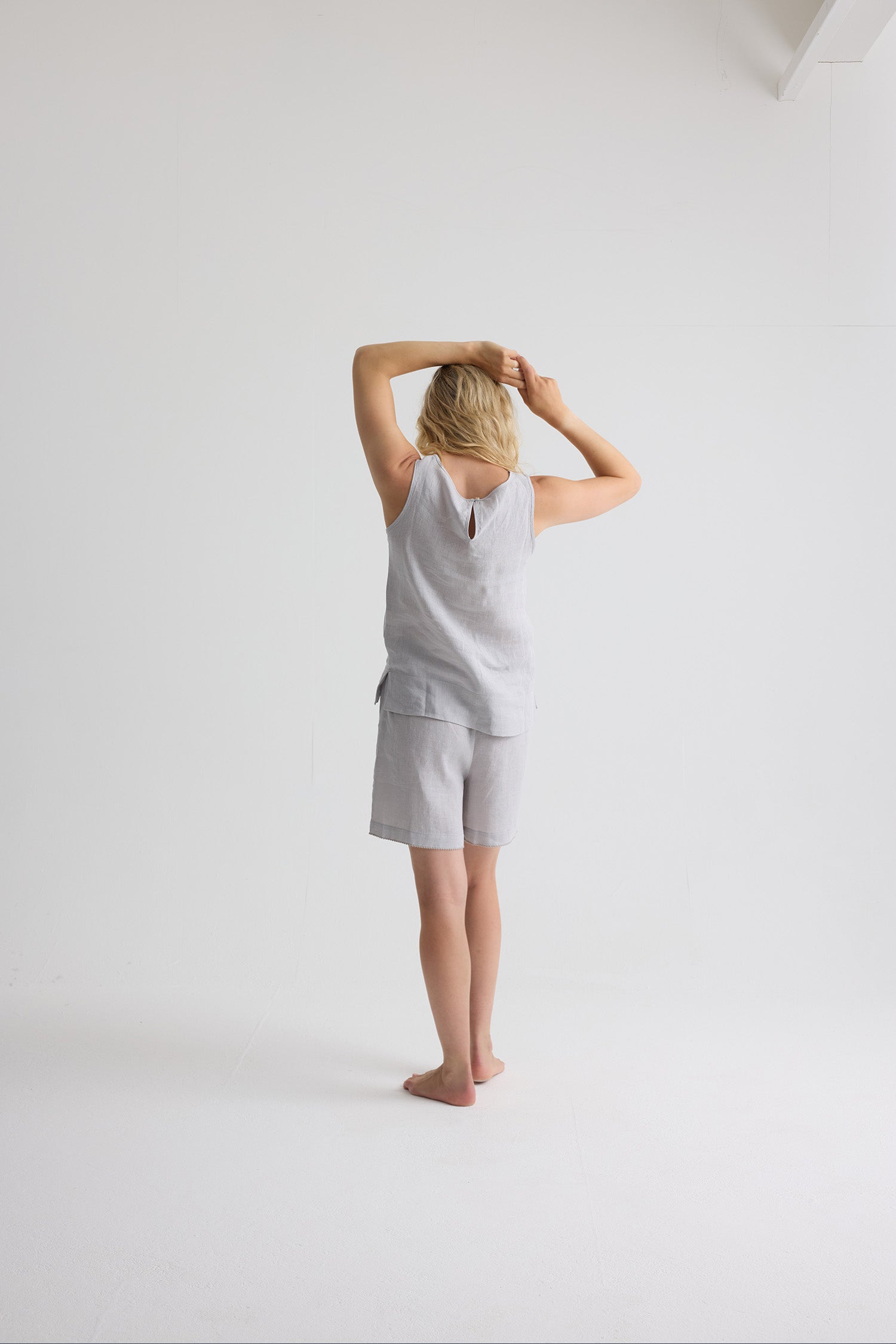 Relaxed Linen Shorts In Harbor Mist