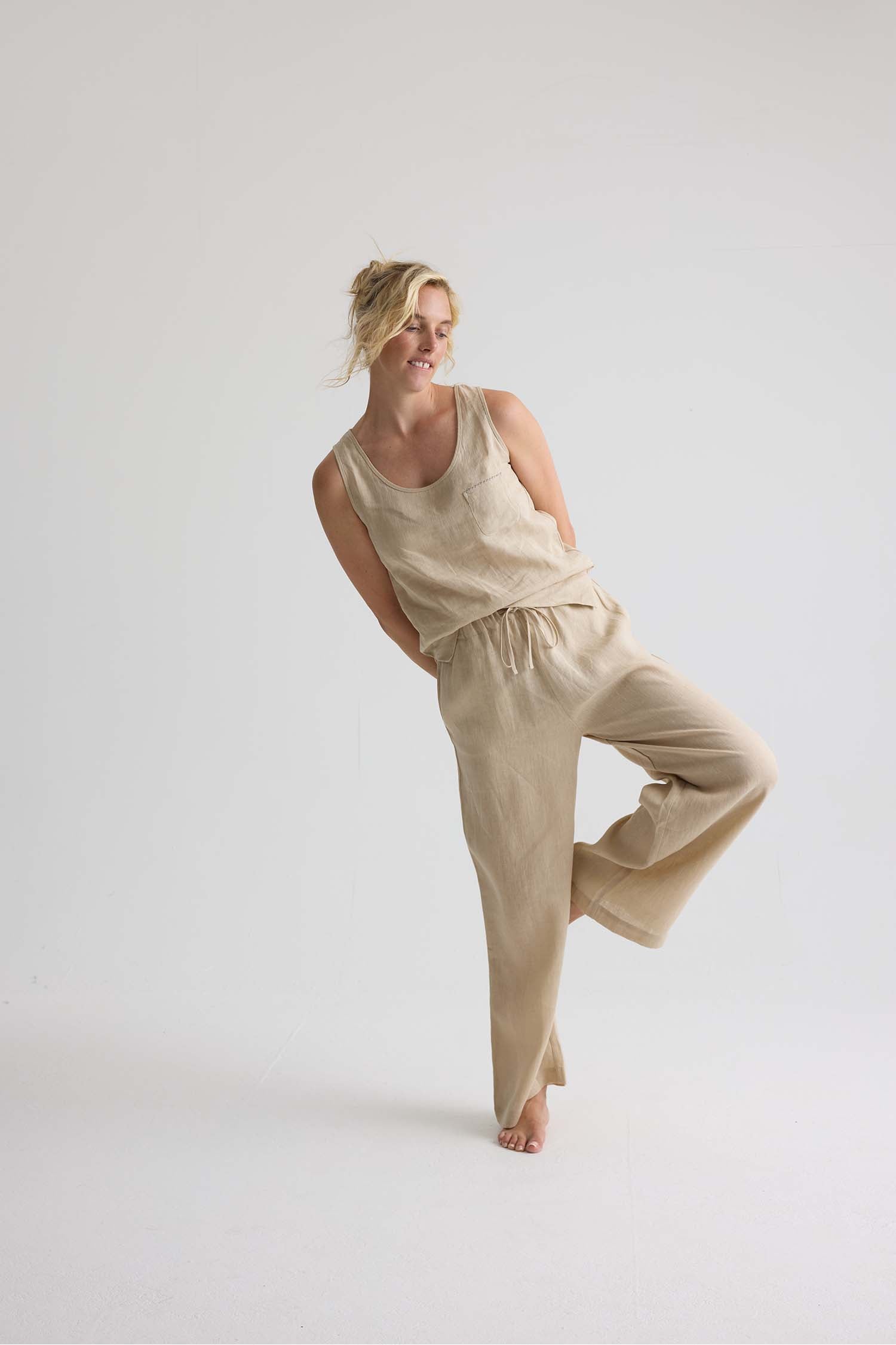 Relaxed Linen Wide Leg Trousers In Summer Sand