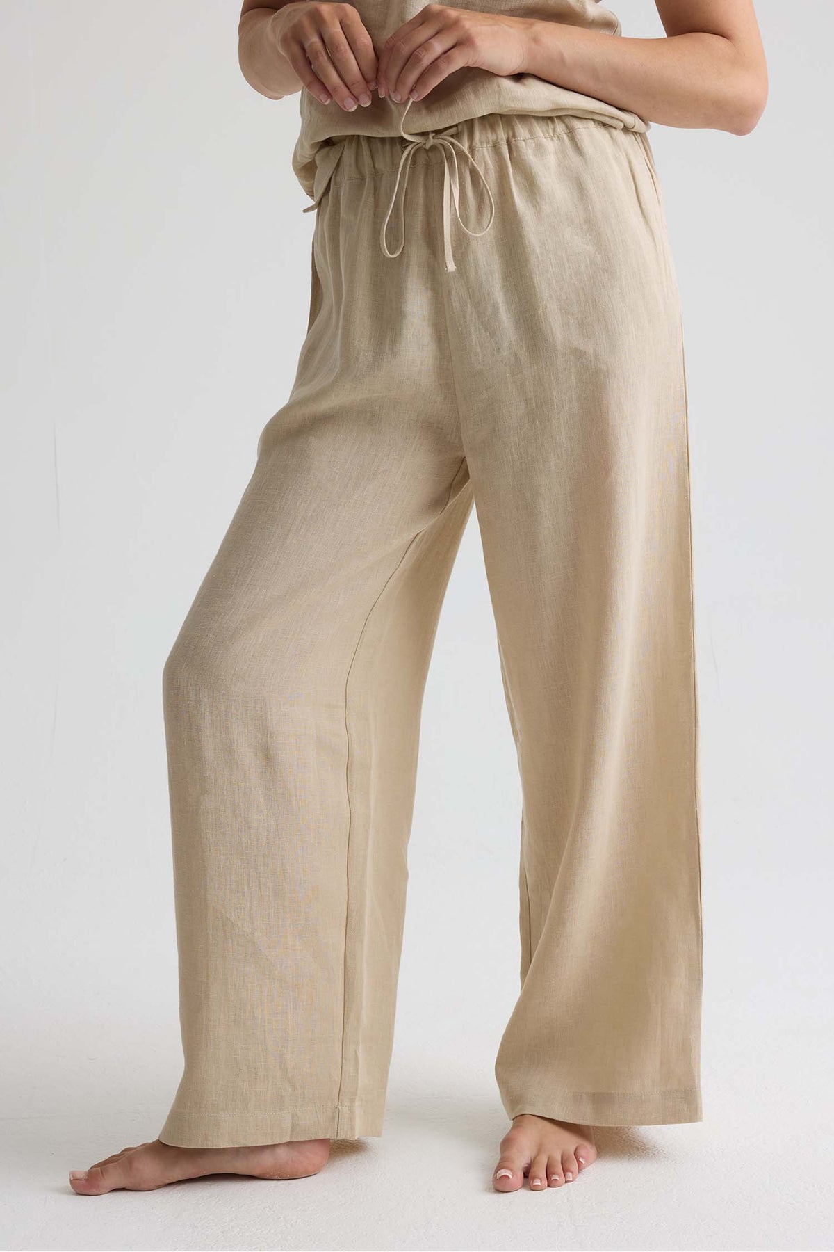 Relaxed Linen Wide Leg Trousers In Summer Sand