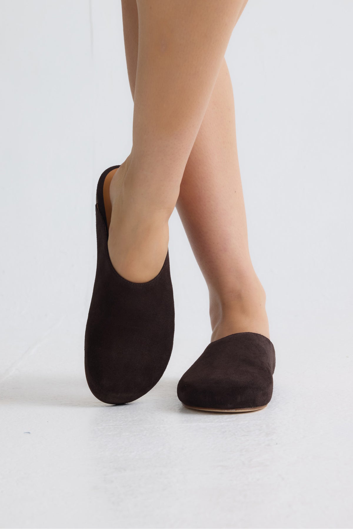 Suede Rounded Mule In Dark Coco