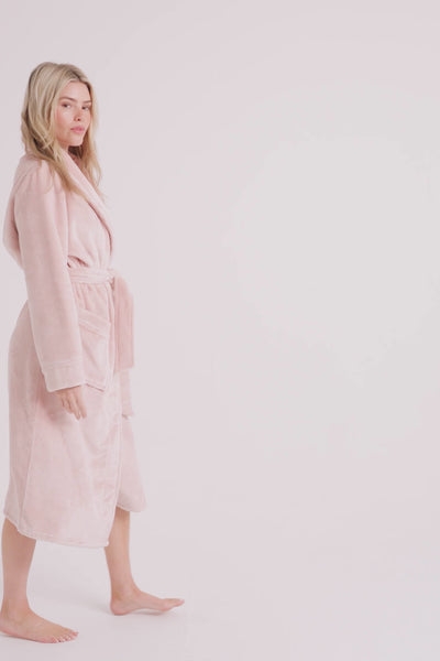 Super Plush Robe in Pink - Robes