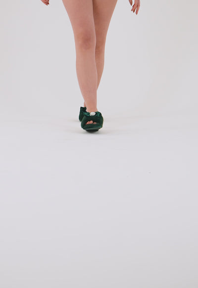 Anya Slippers in Green - Slippers
