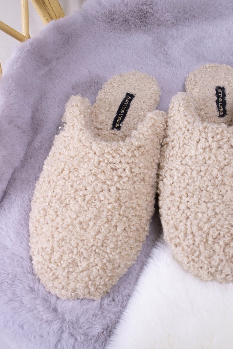 Carla in NaturalSlippers