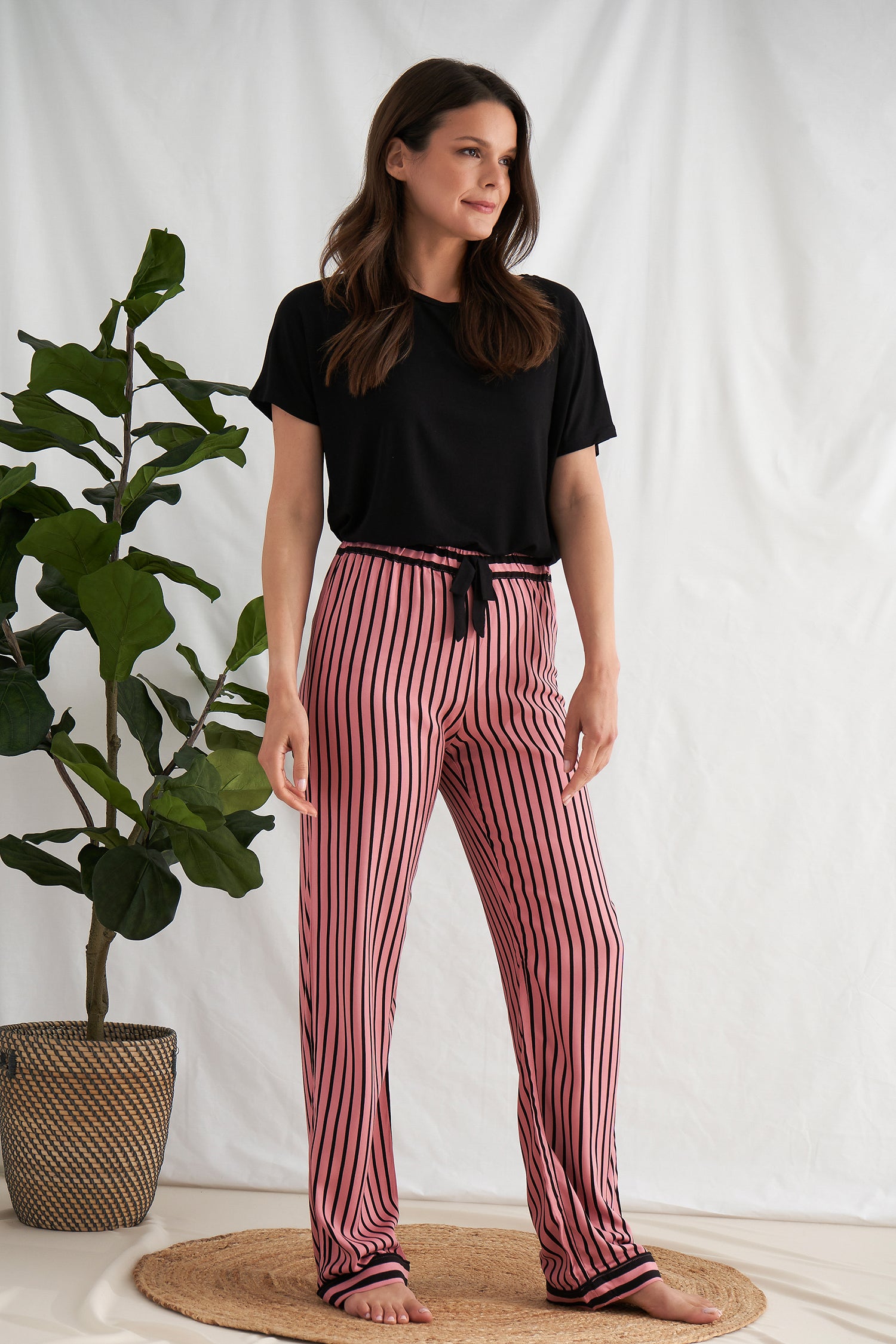 Black trousers outlet with red stripe